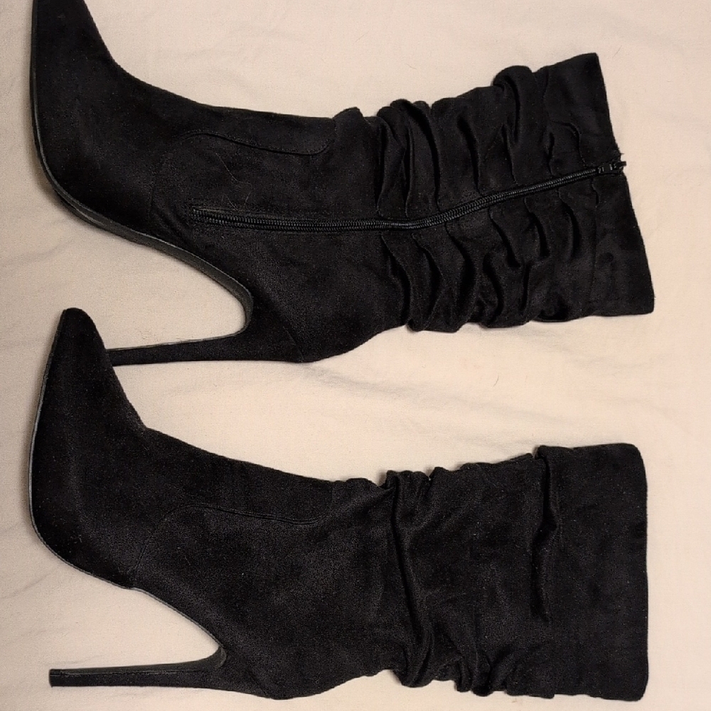 Elegant Black Women's Boots